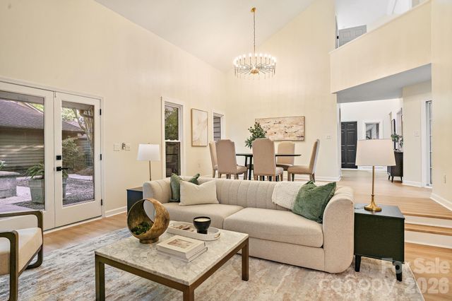 6301 Saddlebrook Court, Charlotte, NC 28226