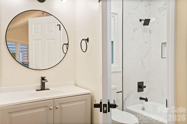 6301 Saddlebrook Court, Charlotte, NC 28226