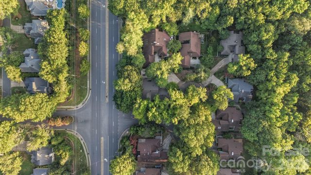 6301 Saddlebrook Court, Charlotte, NC 28226