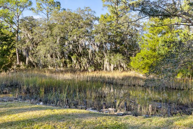 1820 Alice Drive, Charleston, SC 29407