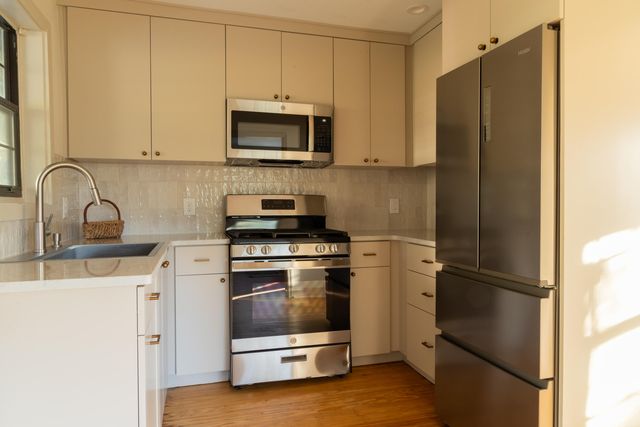 1820 Alice Drive, Charleston, SC 29407