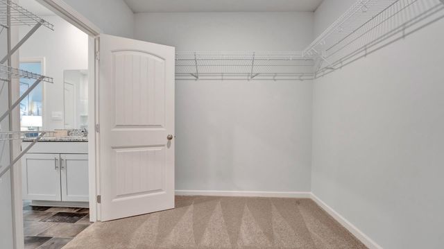 645 RIVERDALE DR, Oakland, TN 38060