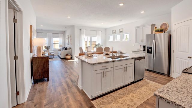 645 RIVERDALE DR, Oakland, TN 38060