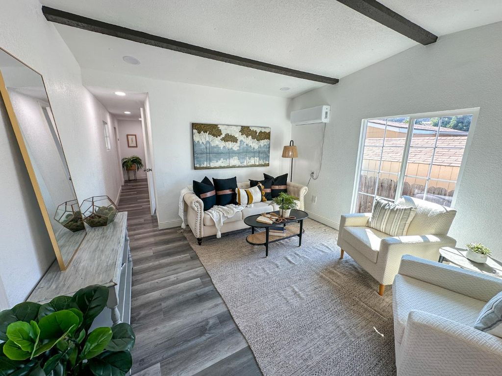 Image 15 of property listing at 9360 N Blackstone # 135, Fresno, CA 93720