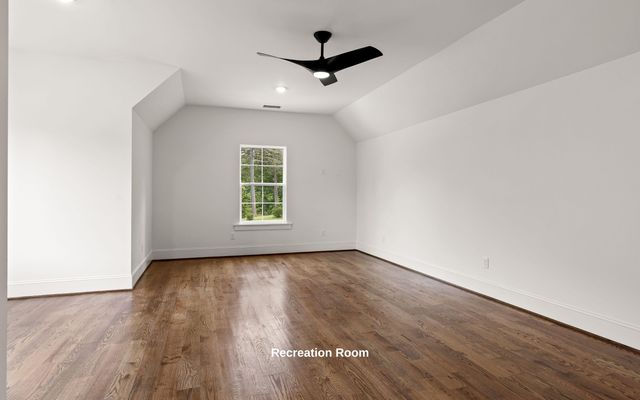 1825 Sawyer Farms Lane, Signal Mountain, TN 37377