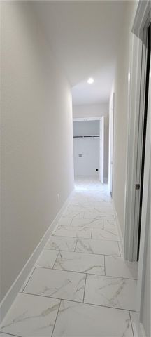 21403 Patton Ave B, Lago Vista, TX 78645