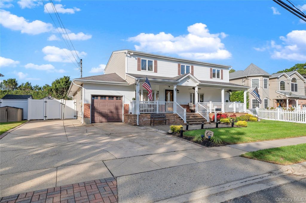 85 N Walnut Street 0, Massapequa, NY 11758 — photo 2