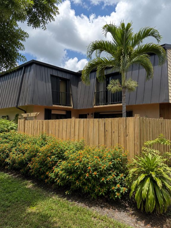2457 WATERSIDE Drive, Lake Worth, FL 33461