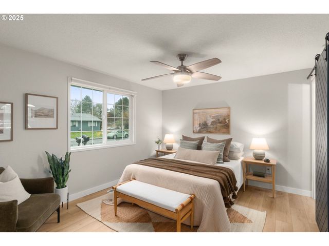 3958 Ne LAURA St, Hillsboro, OR 97124