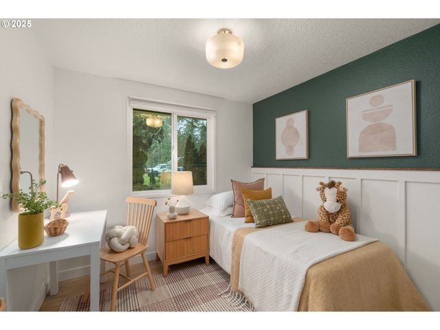 3958 Ne LAURA St, Hillsboro, OR 97124