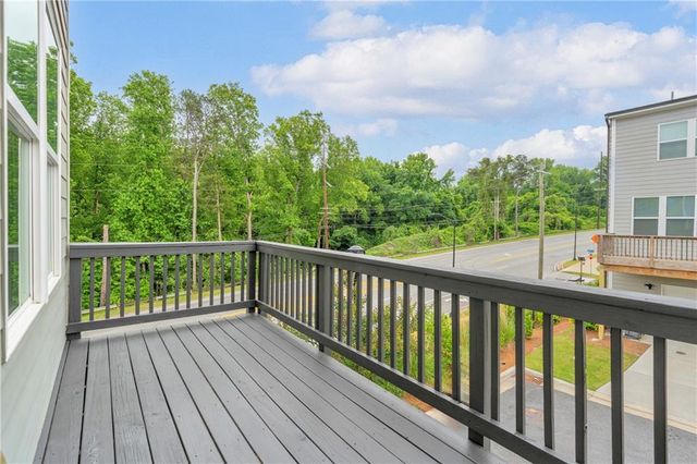 2651 Stream Terrace NW, Atlanta, GA 30318