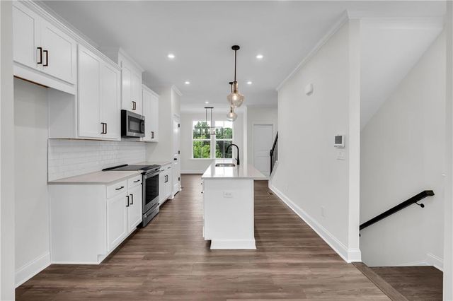 2651 Stream Terrace NW, Atlanta, GA 30318
