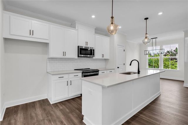 2651 Stream Terrace NW, Atlanta, GA 30318