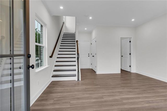 2651 Stream Terrace NW, Atlanta, GA 30318