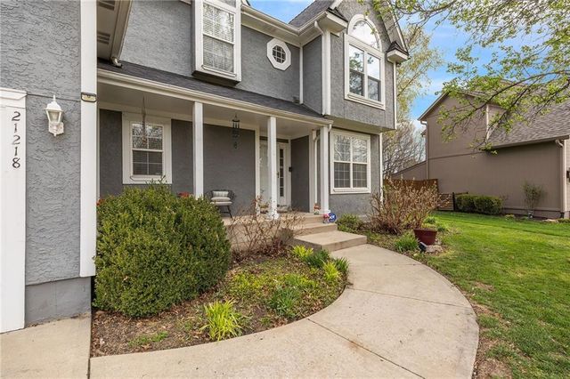 21218 W 51st Street, Shawnee, KS 66218