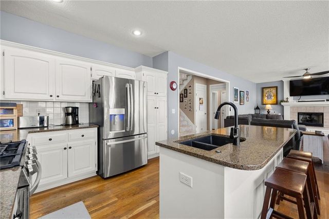 21218 W 51st Street, Shawnee, KS 66218