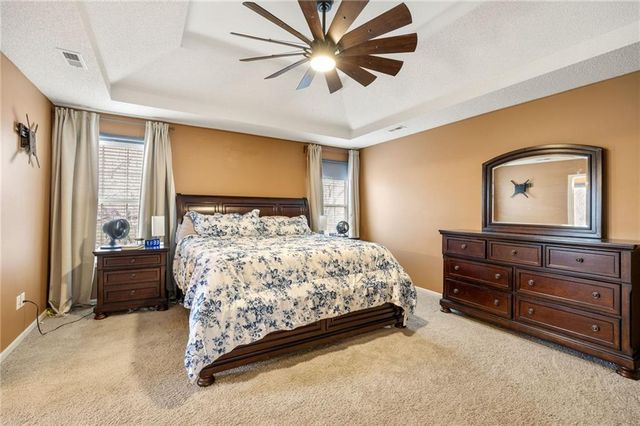 21218 W 51st Street, Shawnee, KS 66218