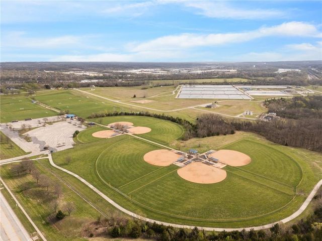 21218 W 51st Street, Shawnee, KS 66218