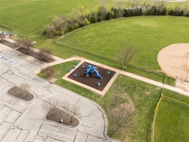 21218 W 51st Street, Shawnee, KS 66218