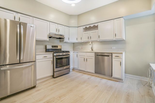 4640 N Kenmore Avenue 2S, Chicago, IL 60640