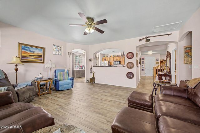 17186 W GAMBIT Trail, Surprise, AZ 85387