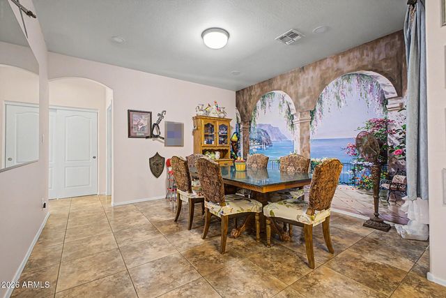 17186 W GAMBIT Trail, Surprise, AZ 85387