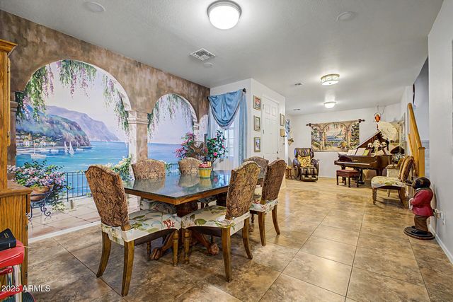 17186 W GAMBIT Trail, Surprise, AZ 85387