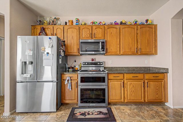 17186 W GAMBIT Trail, Surprise, AZ 85387