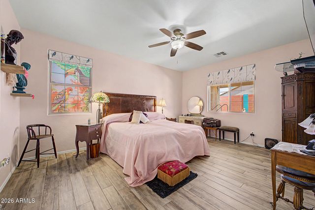 17186 W GAMBIT Trail, Surprise, AZ 85387