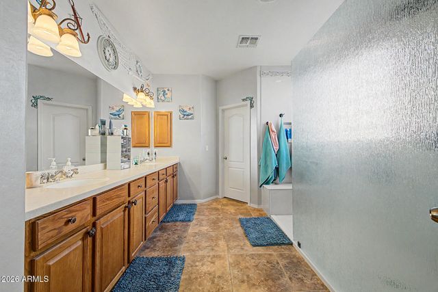 17186 W GAMBIT Trail, Surprise, AZ 85387