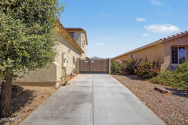 17186 W GAMBIT Trail, Surprise, AZ 85387