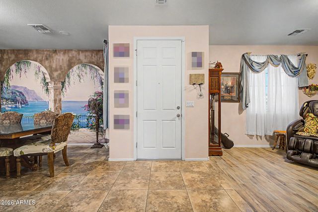 17186 W GAMBIT Trail, Surprise, AZ 85387