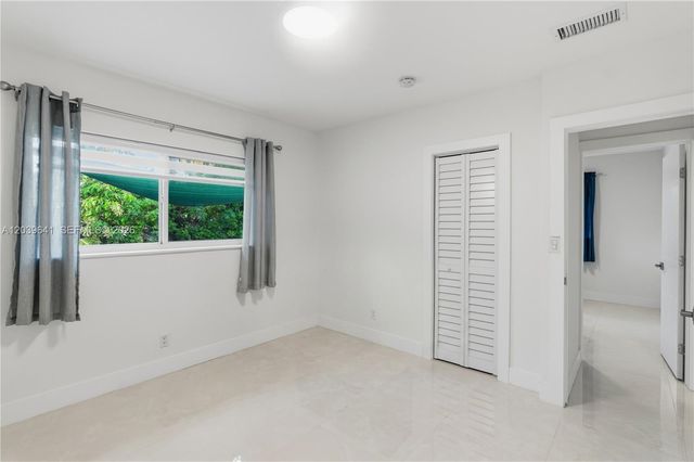 5790 SW 3rd St, Miami, FL 33144