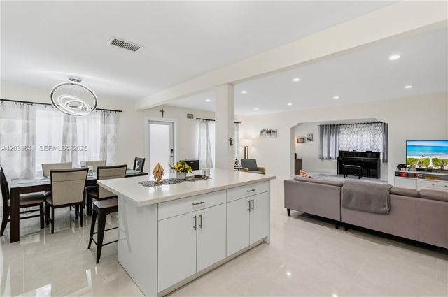 5790 SW 3rd St, Miami, FL 33144