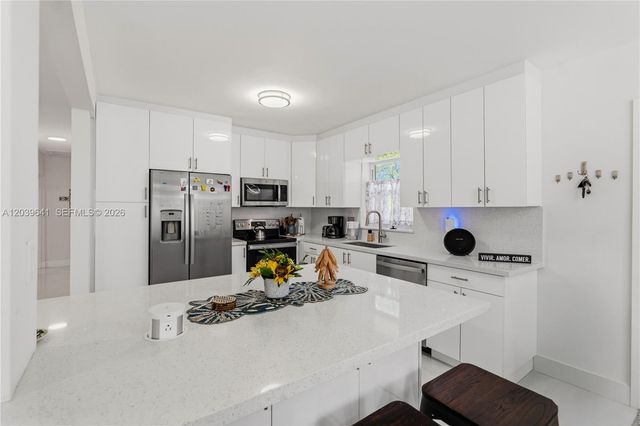5790 SW 3rd St, Miami, FL 33144