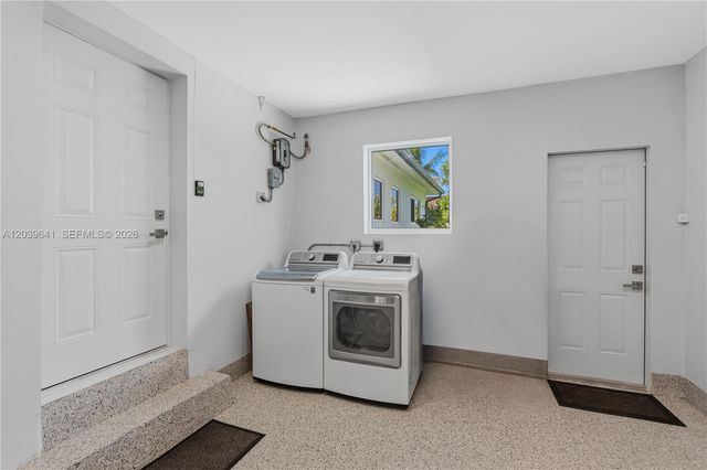 5790 SW 3rd St, Miami, FL 33144