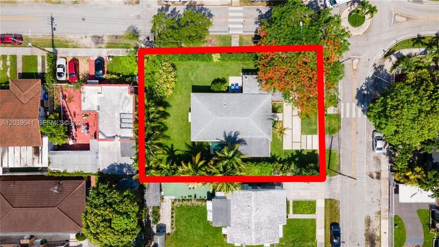 5790 SW 3rd St, Miami, FL 33144