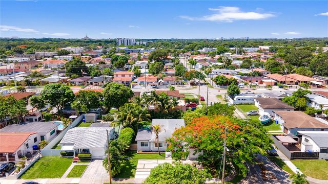 5790 SW 3rd St, Miami, FL 33144