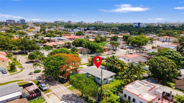 5790 SW 3rd St, Miami, FL 33144