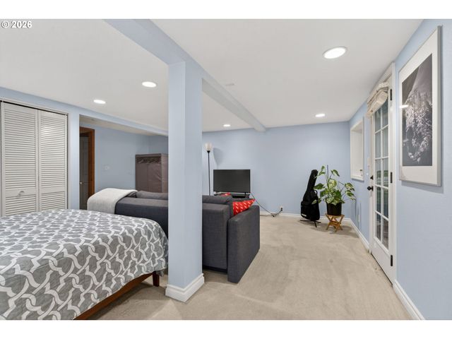 3119 Sw DOSCH Rd, Portland, OR 97239