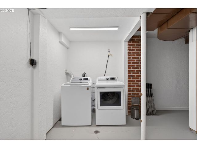 3119 Sw DOSCH Rd, Portland, OR 97239