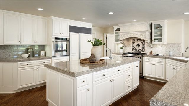 4 Rue Grand Ducal, Newport Beach, CA 92660