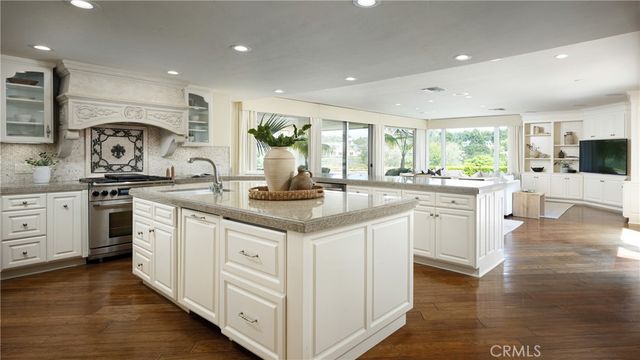 4 Rue Grand Ducal, Newport Beach, CA 92660