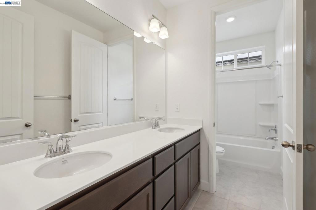 Image 25 of property listing at 230 Mindy Way, Pittsburg, CA 94565