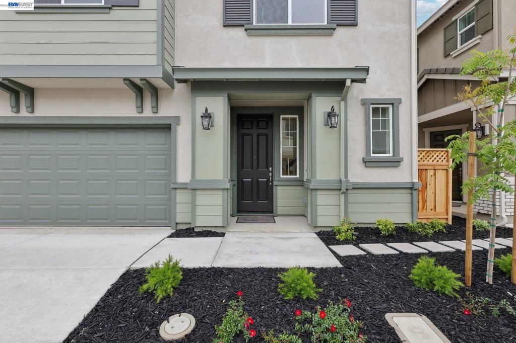 Image 4 of property listing at 230 Mindy Way, Pittsburg, CA 94565