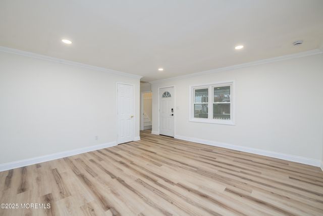 136 7th Street, Hazlet, NJ 07734