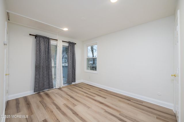 136 7th Street, Hazlet, NJ 07734