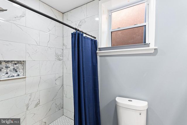 611 W ALLEGHENY AVE, Philadelphia, PA 19133