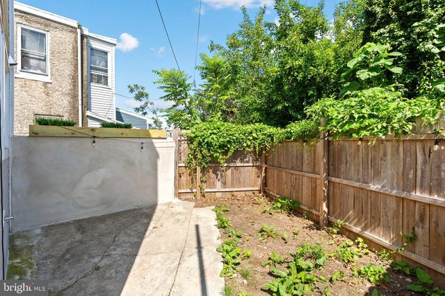 611 W ALLEGHENY AVE, Philadelphia, PA 19133