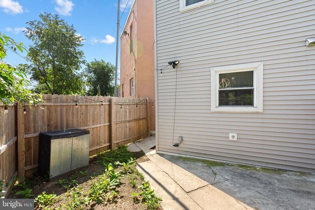 611 W ALLEGHENY AVE, Philadelphia, PA 19133